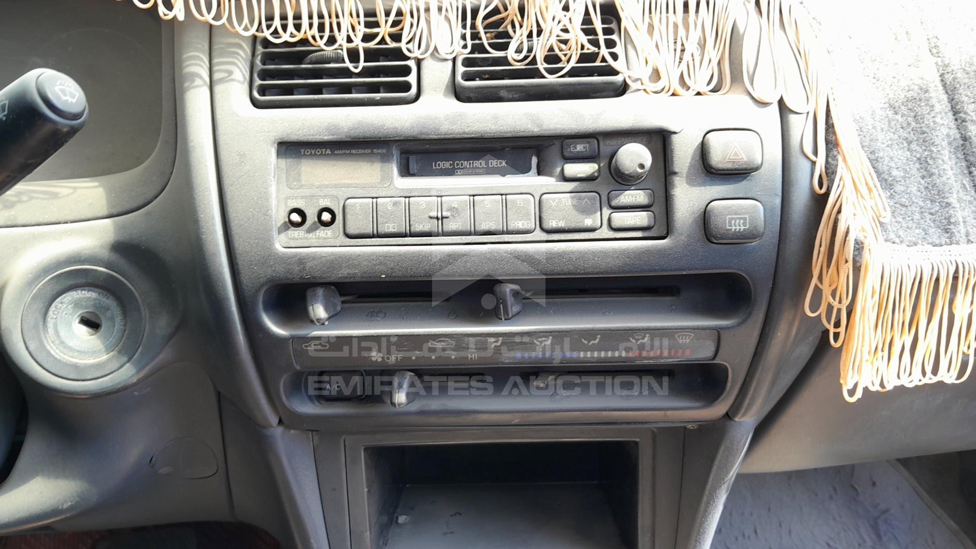 1996 TOYOTA COROLLA VIN: 2T1BA02E3TC156235