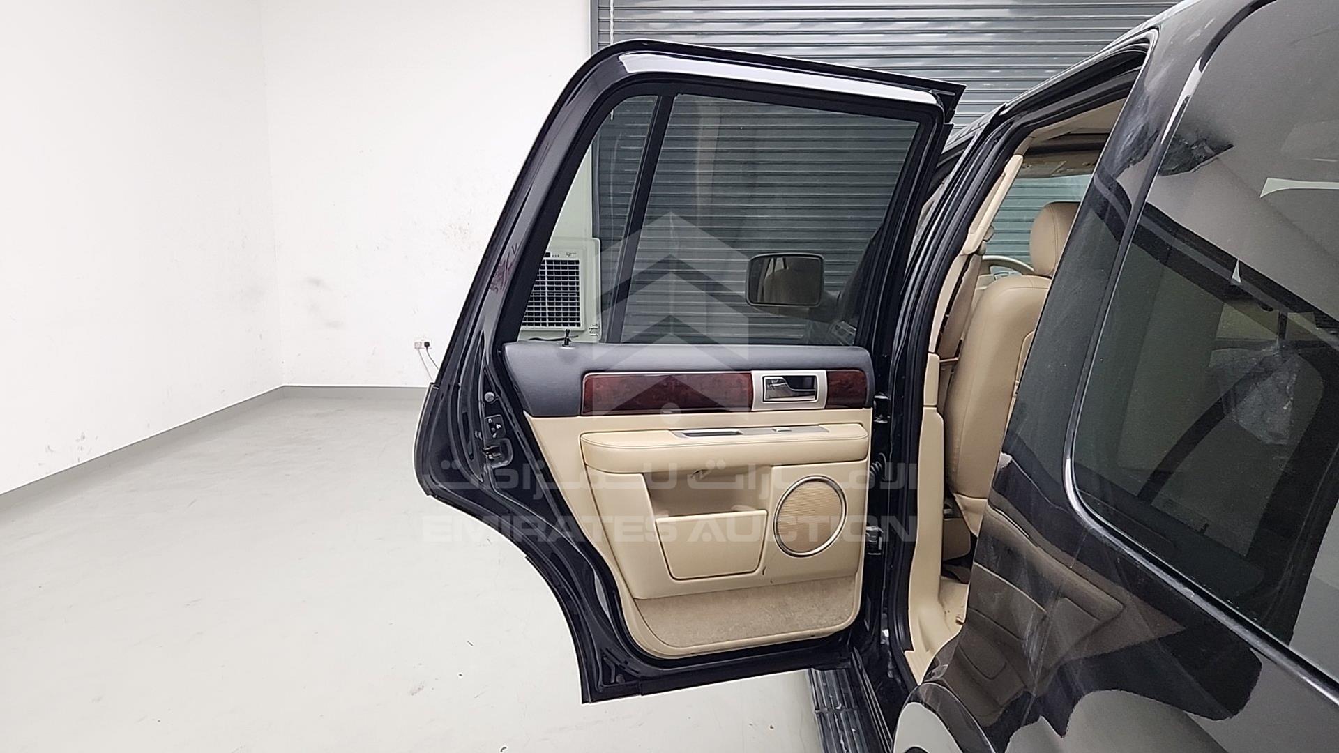 2006 LINCOLN NAVIGATOR VIN: 5LMFU28566LJ05779