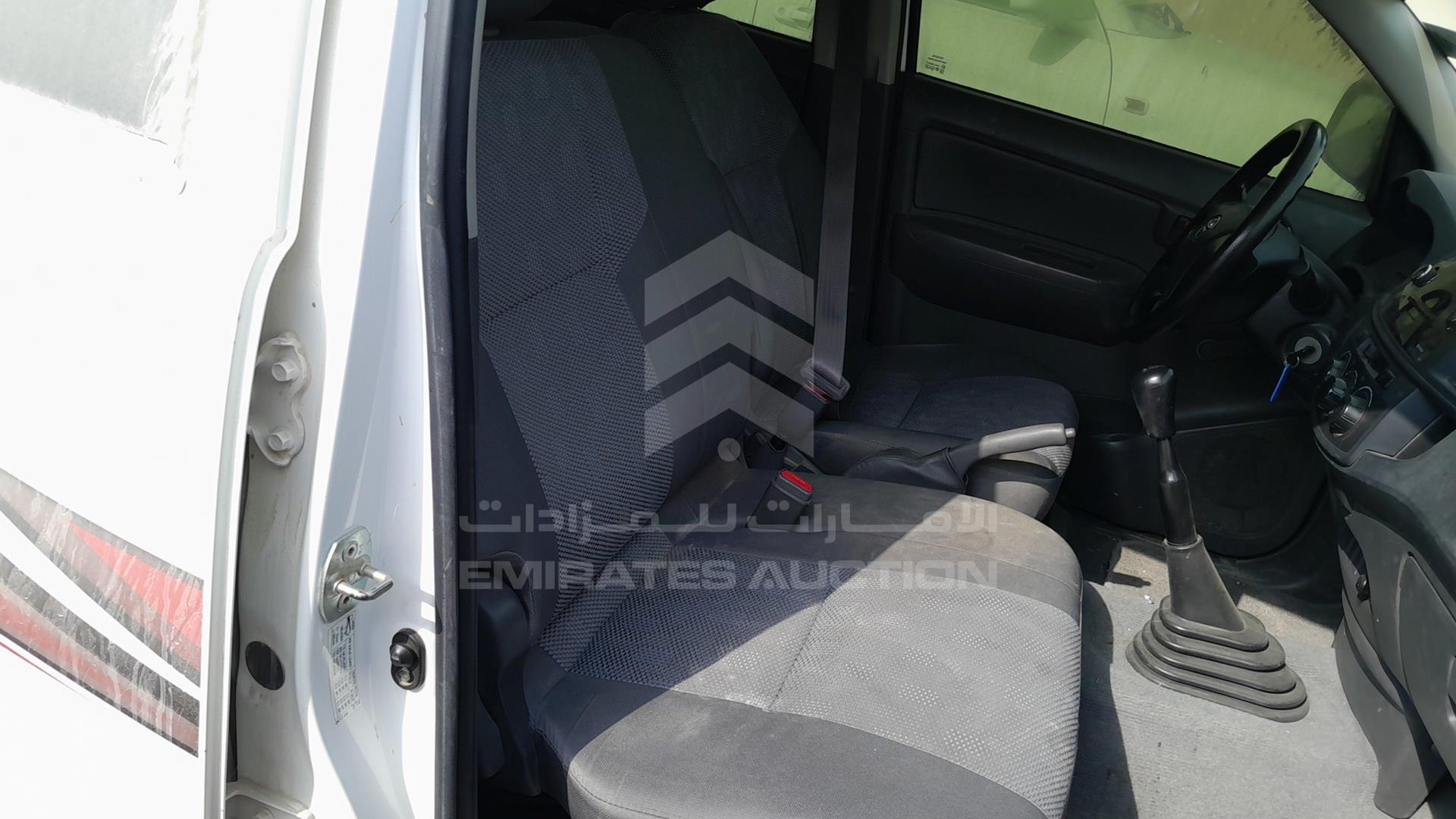 2014 TOYOTA HILUX VIN: MR0EX12G4E2347149