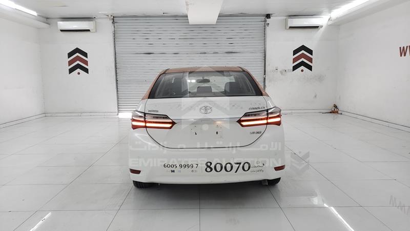 RKLBB9HEXH5193248 Auction: EmiratesAuction Lot: 404124 RKLBB9HEXH5193248 Toyota Corolla 2017 WHITE Photo 7