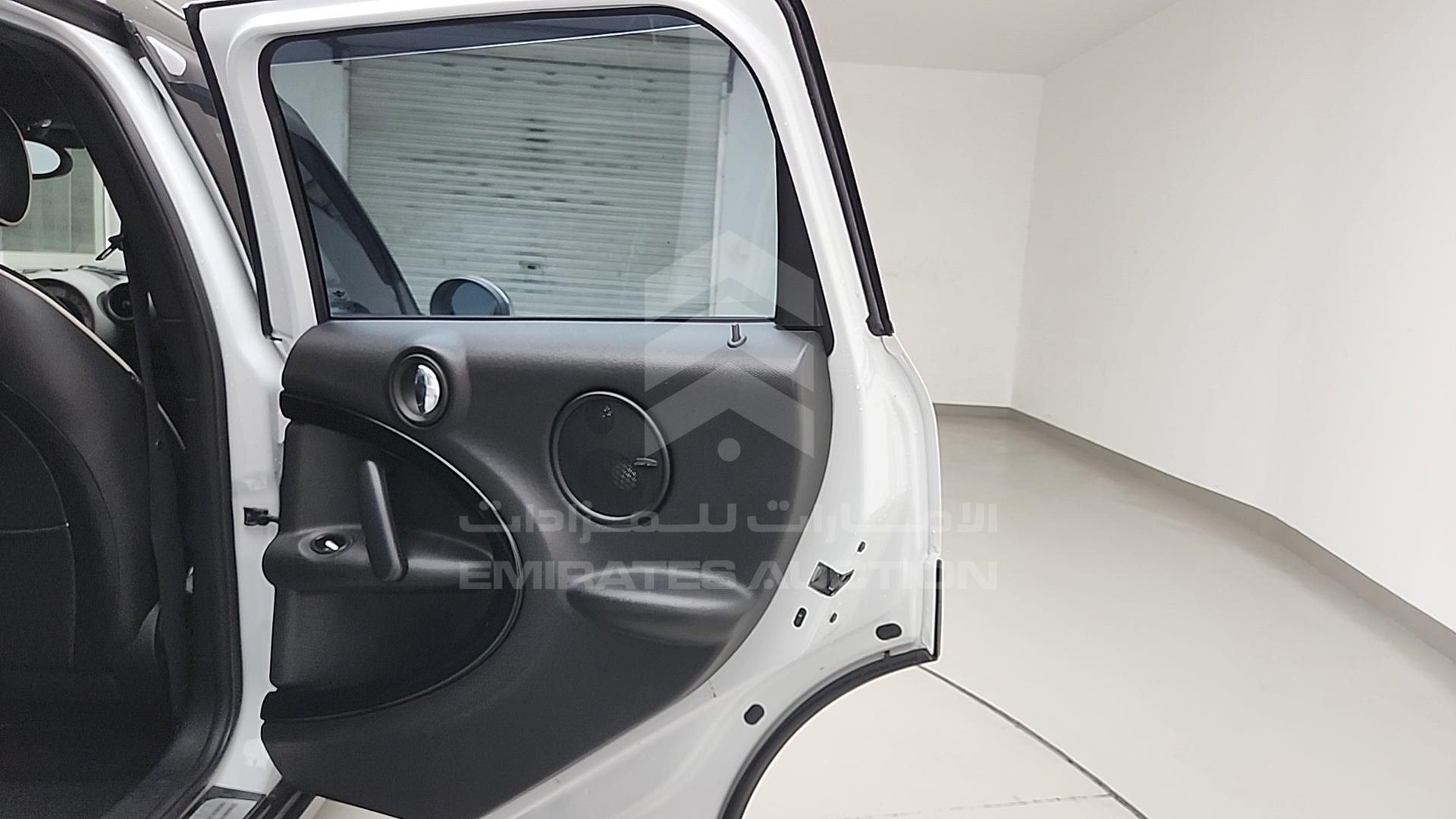 2013 MINI COOPER S VIN: WMWZC5100DWM83340
