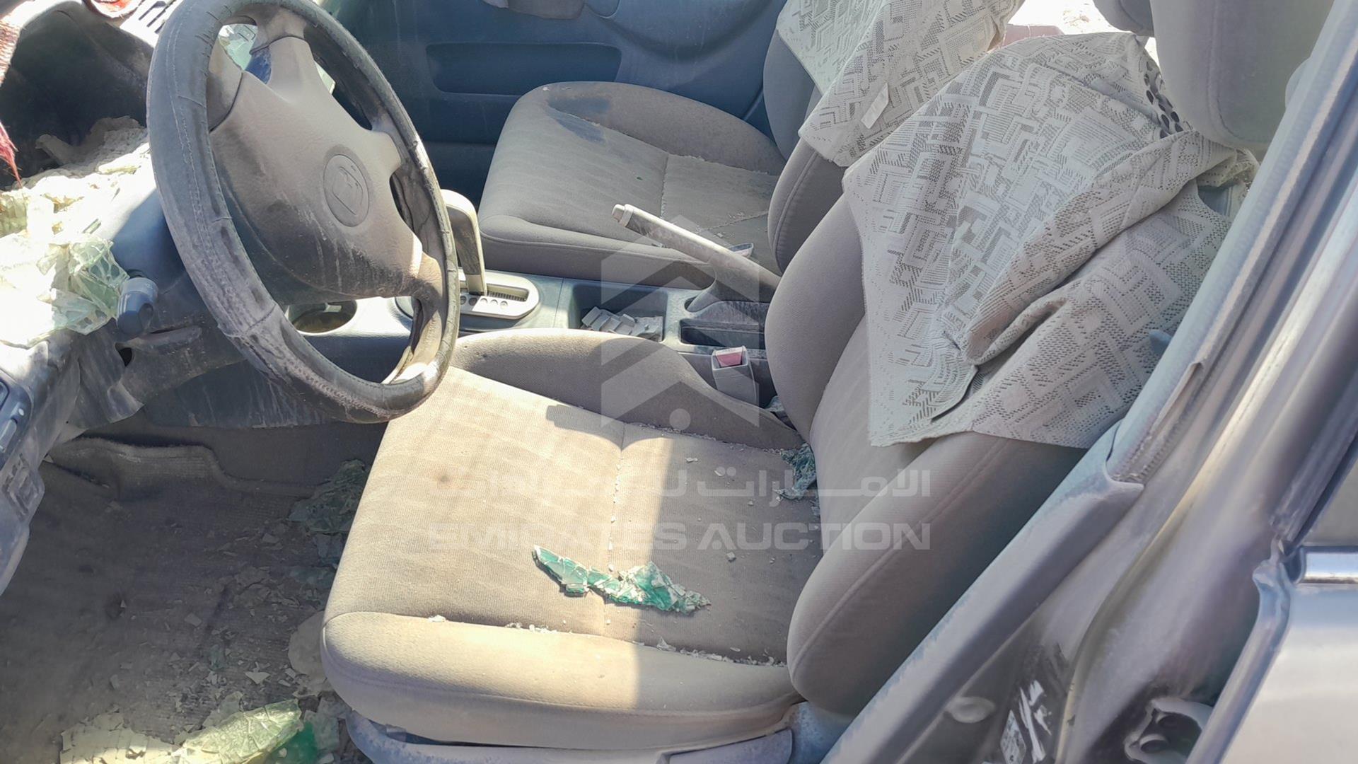 2005 HONDA CIVIC VIN: JHMES86205S400528