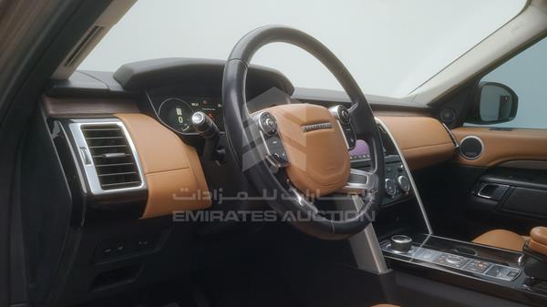 Land Rover Discovery 2017 SALRHBBV2HA021354 Image 16