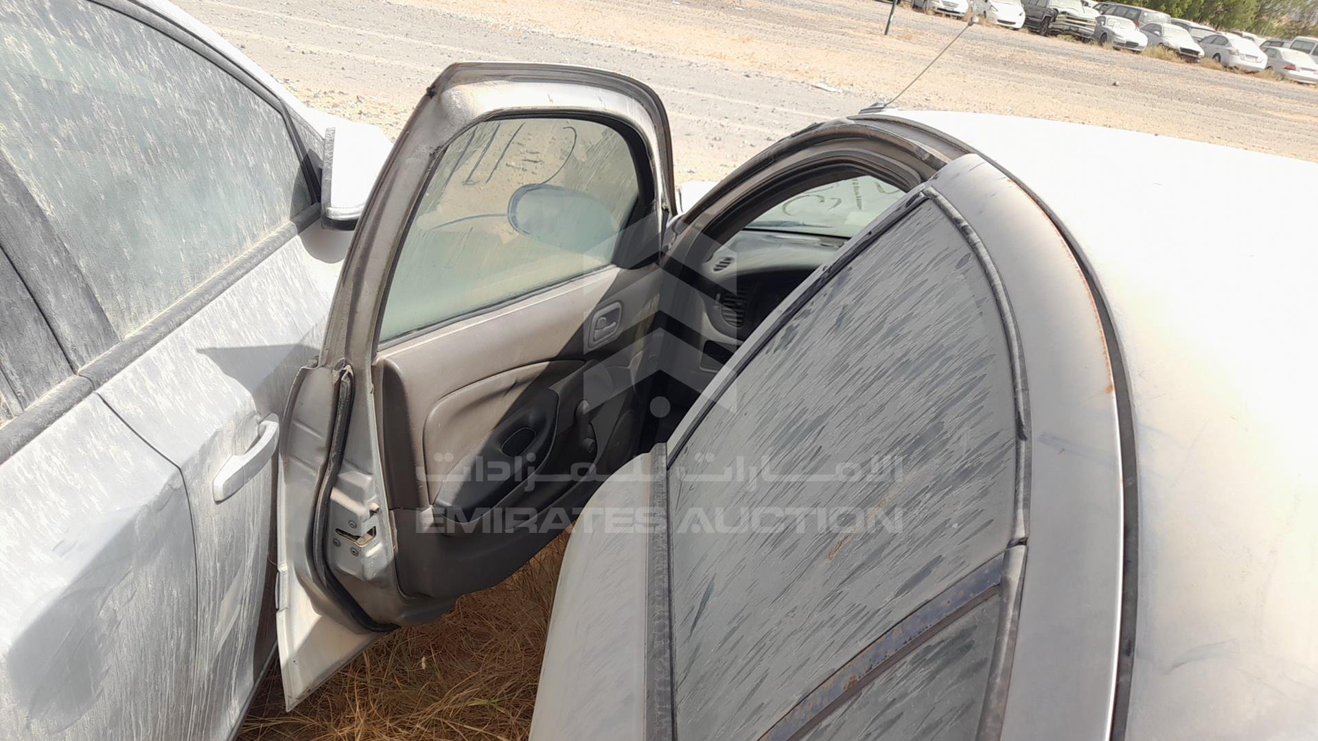 2002 NISSAN SUNNY VIN: JN1EN61SX2W051101