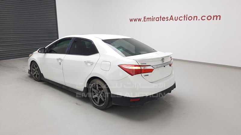 RKLBL9HE7F5241122 Auction: EmiratesAuction Lot: 407963 RKLBL9HE7F5241122 Toyota Corolla 2015 WHITE Photo 8