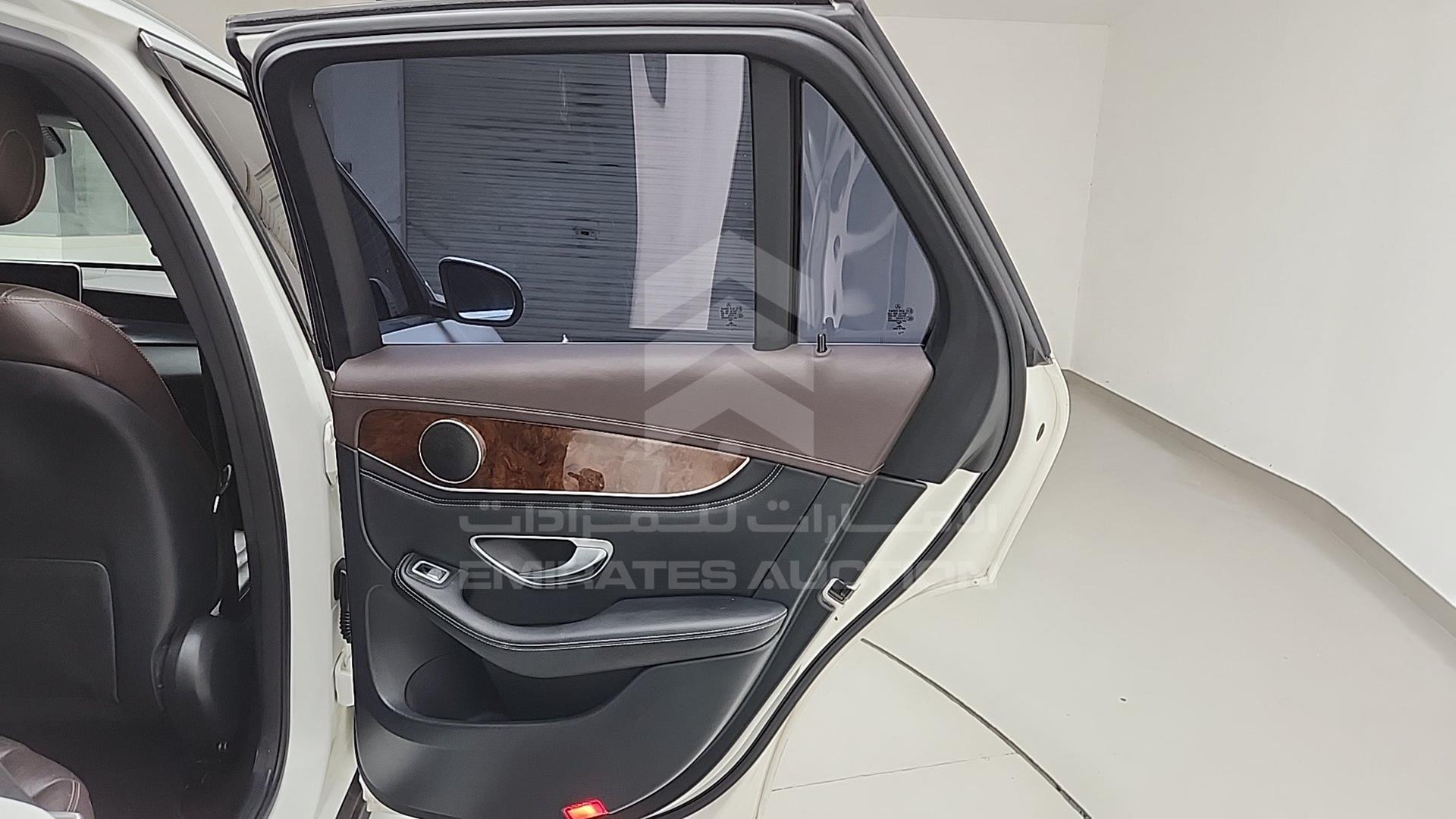 2017 MERCEDES GLC 250 VIN: WDC0G4GB8HF119203
