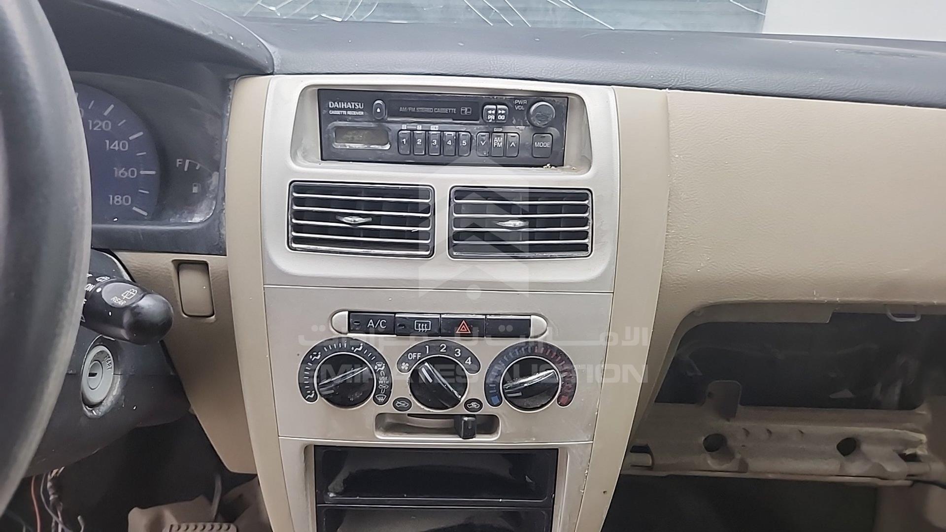 2006 DAIHATSU CHARADE VIN: JD1GL100661050299