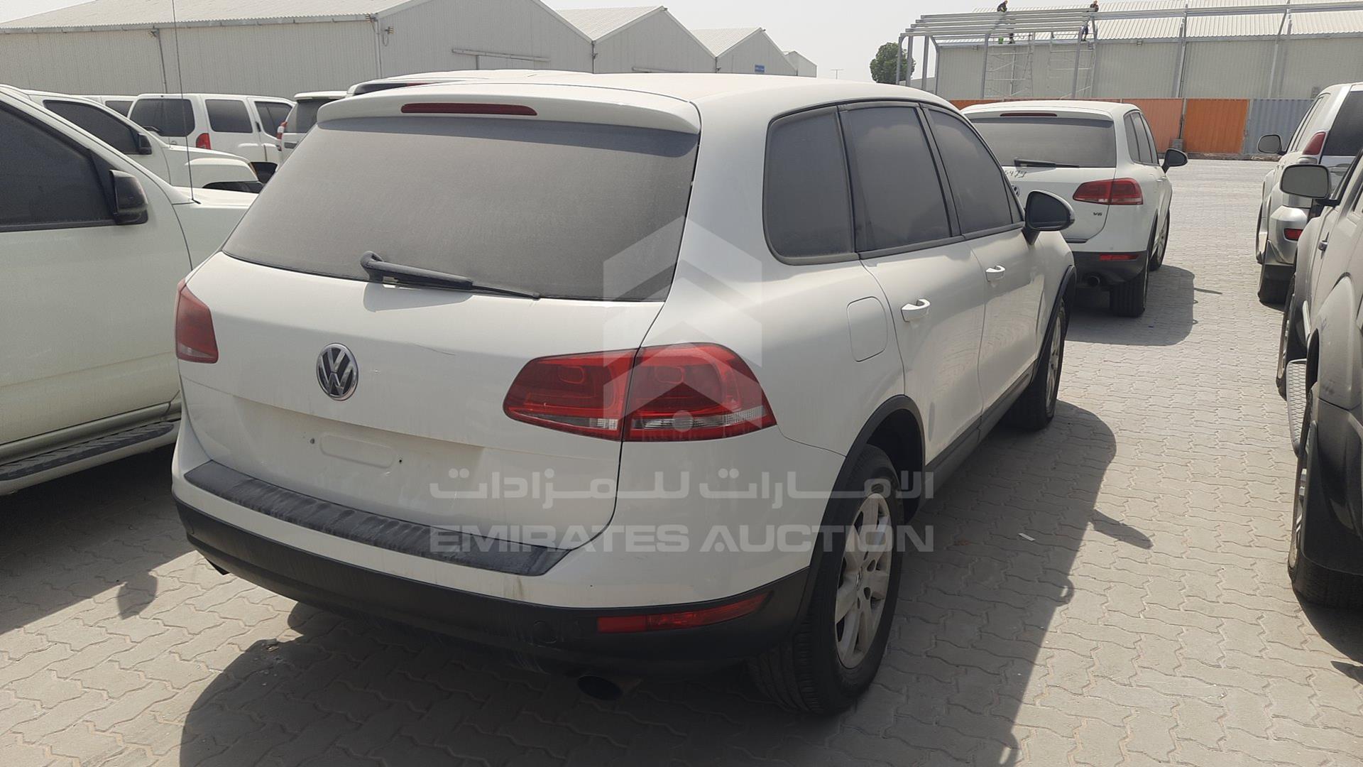2013 VOLKSWAGEN TOUAREG VIN: WVGBC2BP7DD000268