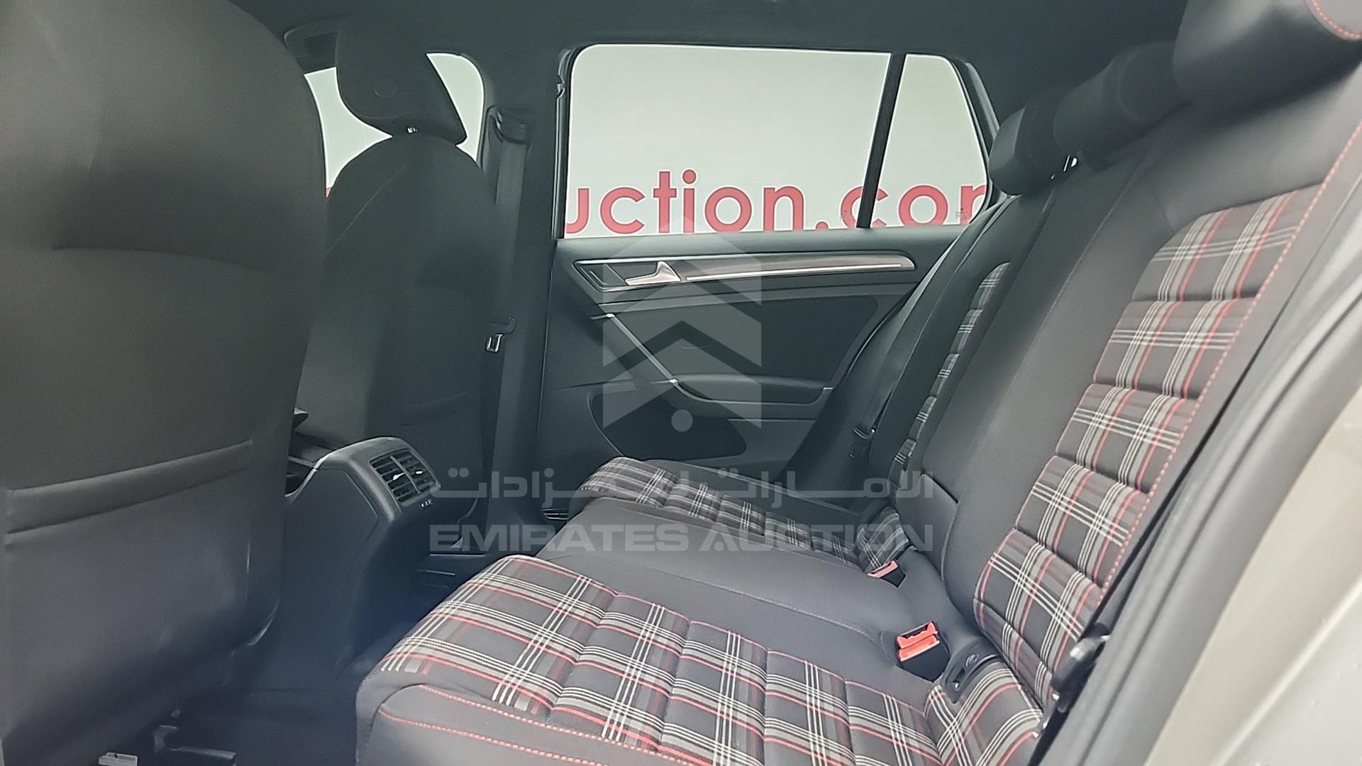 2019 VOLKSWAGEN GOLF VIN: WVWFL2AU5KW003524