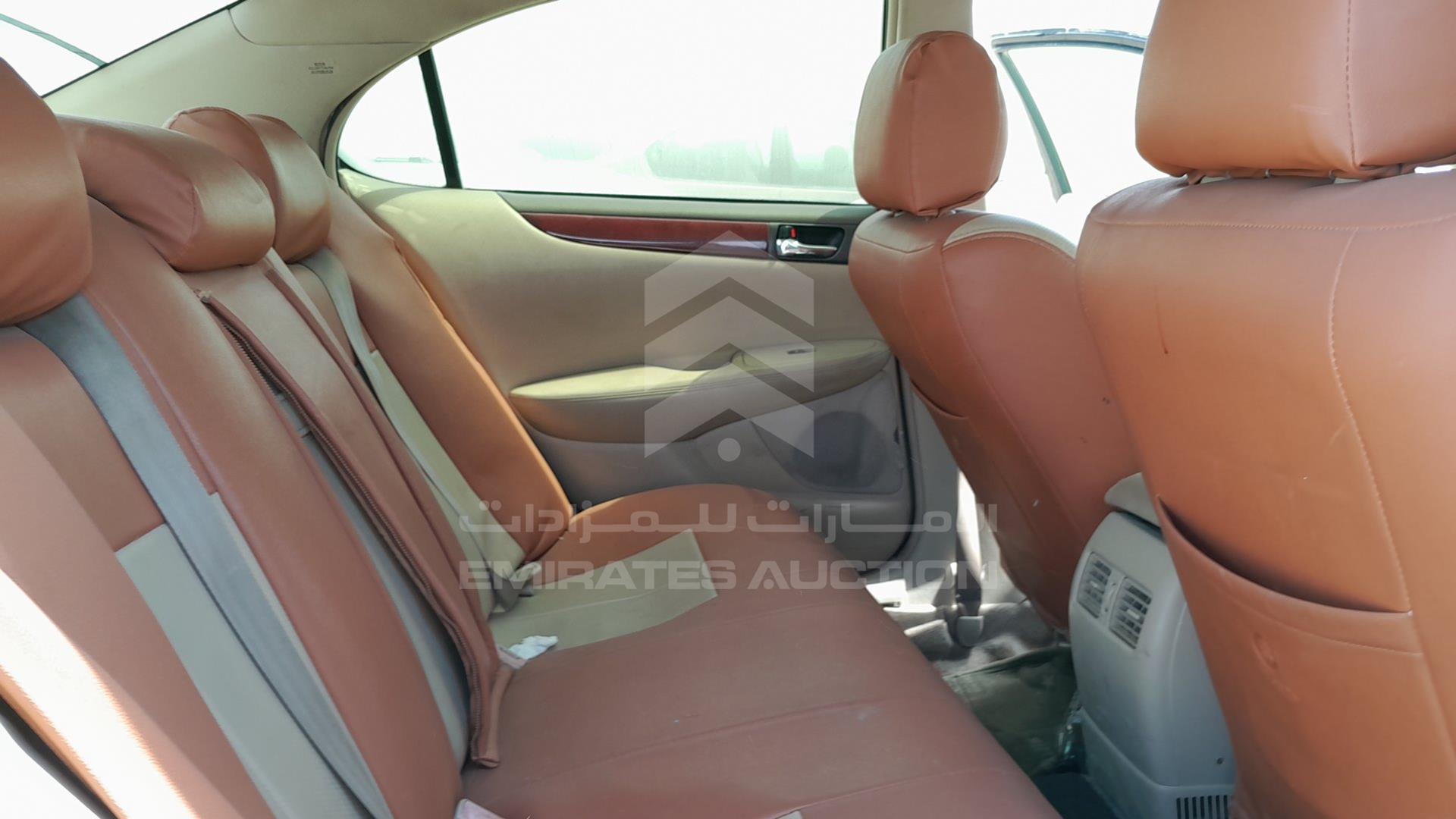 2002 LEXUS ES 300 VIN: JTHBF30G420027791