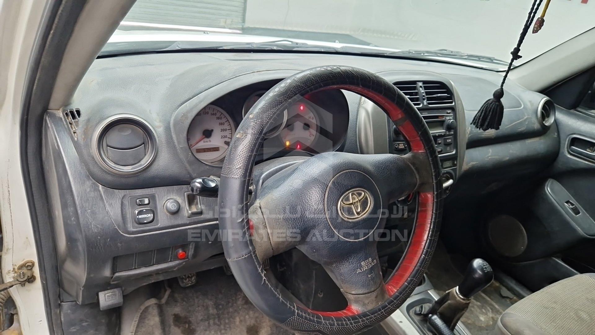 2005 TOYOTA RAV-4 VIN: JTEHH20V250299867