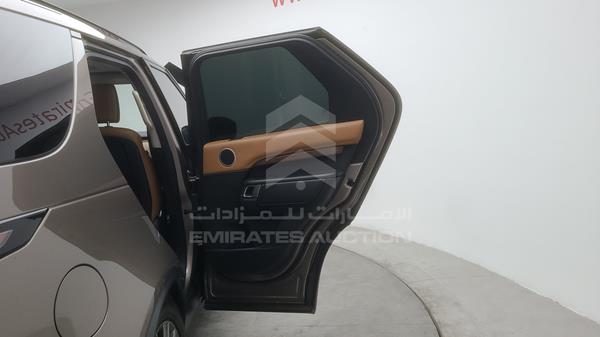 Land Rover Discovery 2017 SALRHBBV2HA021354 Image 44