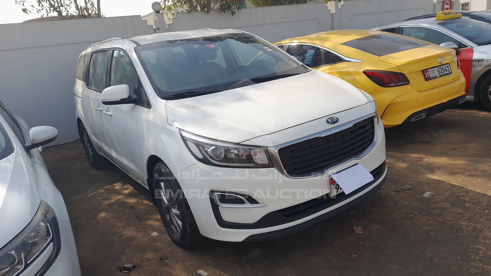 2020 KIA CARNIVAL VIN: KNAMB8122L6645483