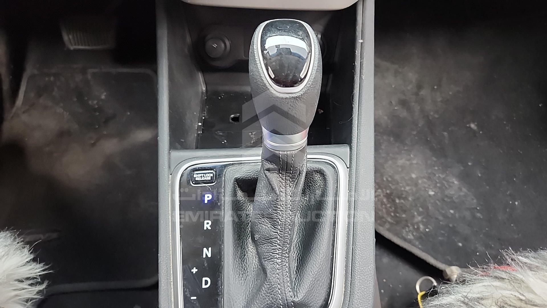2022 HYUNDAI ACCENT VIN: MALC741C6NM327265
