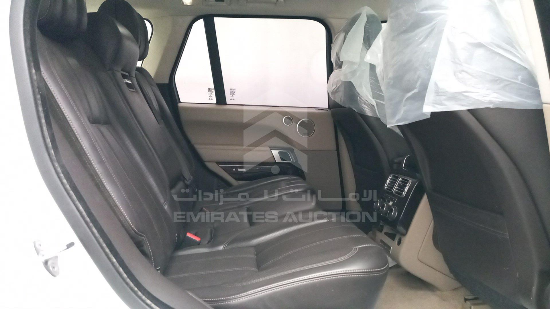 2015 RANGE ROVER VOGUE VIN: SALGA2EF3FA225173