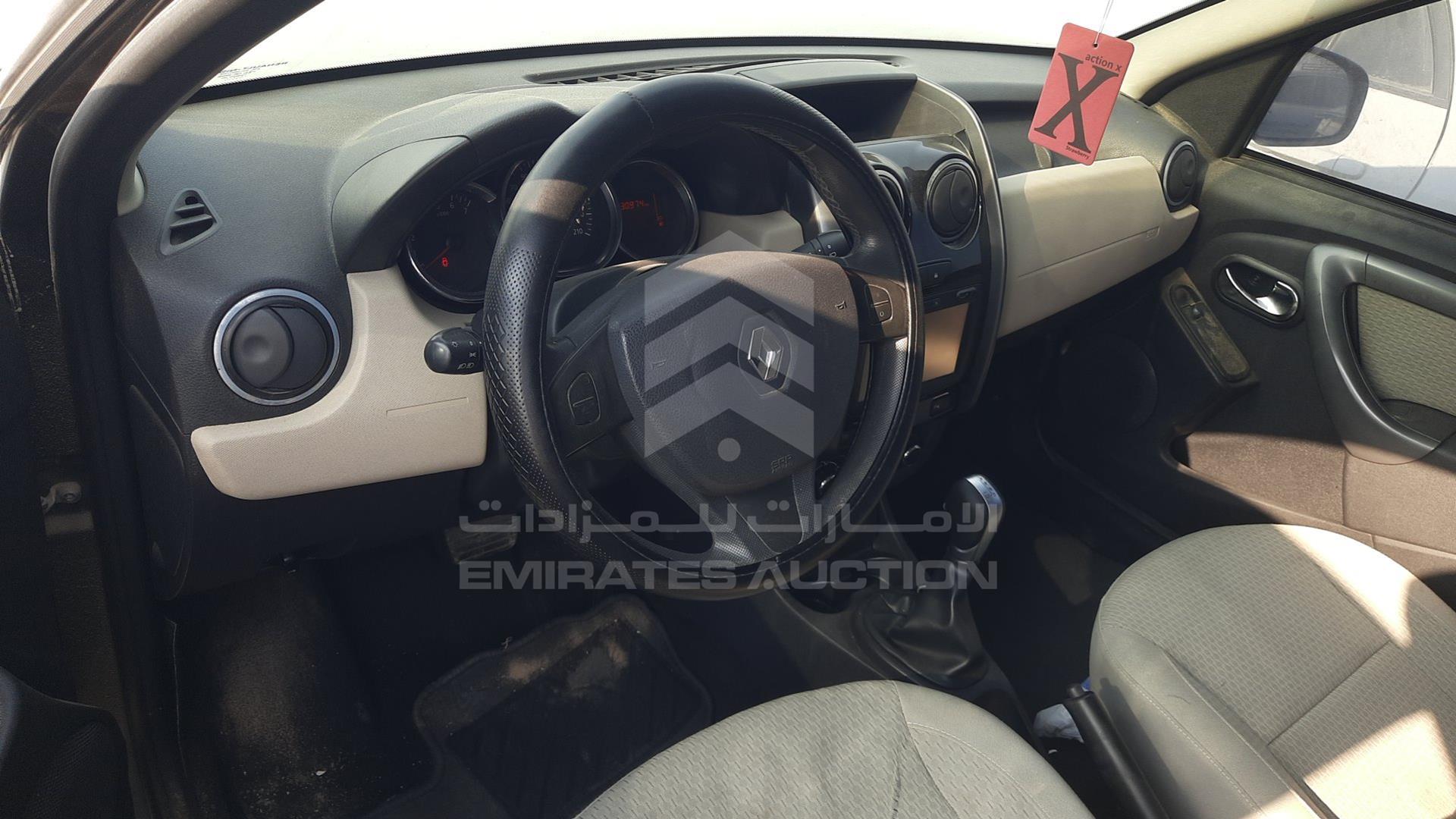2018 RENAULT DUSTER VIN: VF1HSRGJ5JH588477
