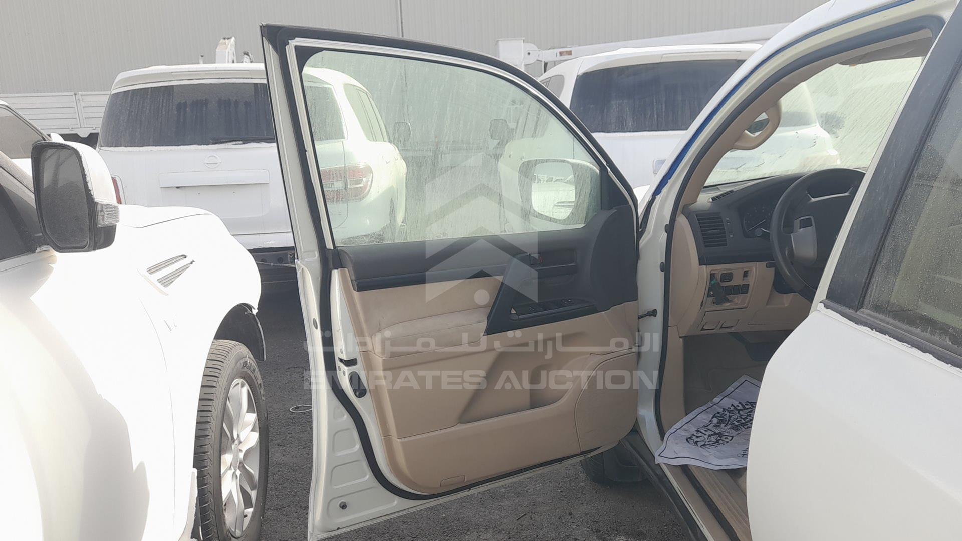 2013 TOYOTA LAND CRUISER VIN: JTMDU09J2D4075007