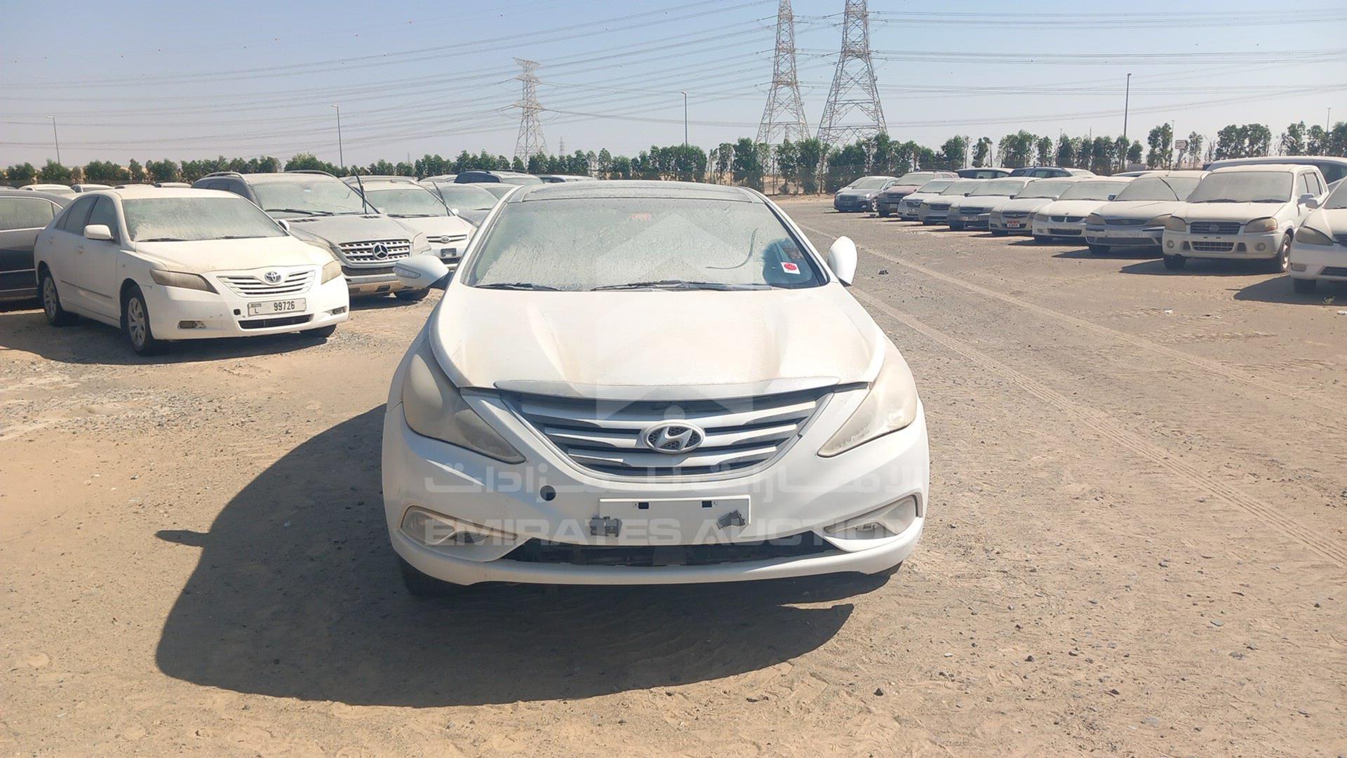 2014 HYUNDAI SONATA VIN: KMHEB41C5EA618234