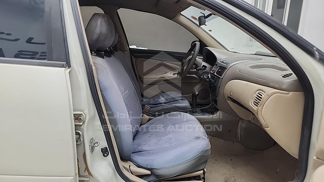 2004 Nissan Sunny — Front Right Passenger Seat View — Photo 23