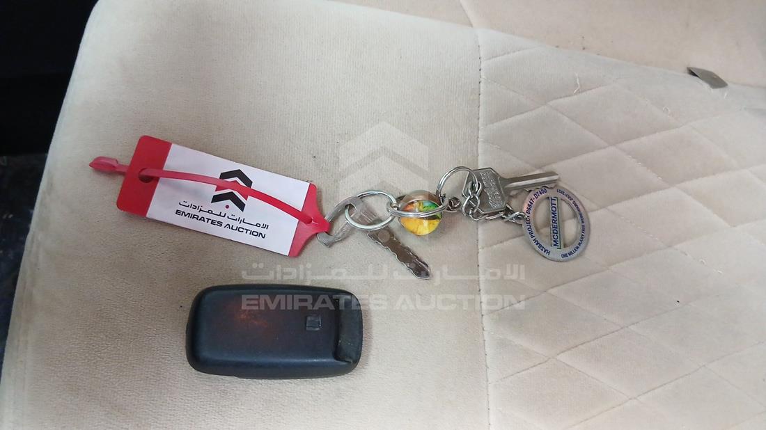 2023 Toyota Yaris — Keys — Photo 8