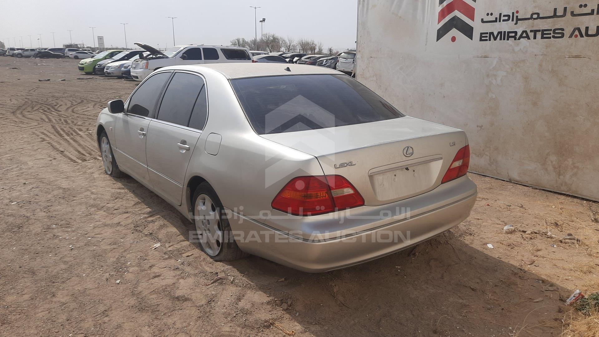 2001 LEXUS --- VIN: JTHBN30F310023143