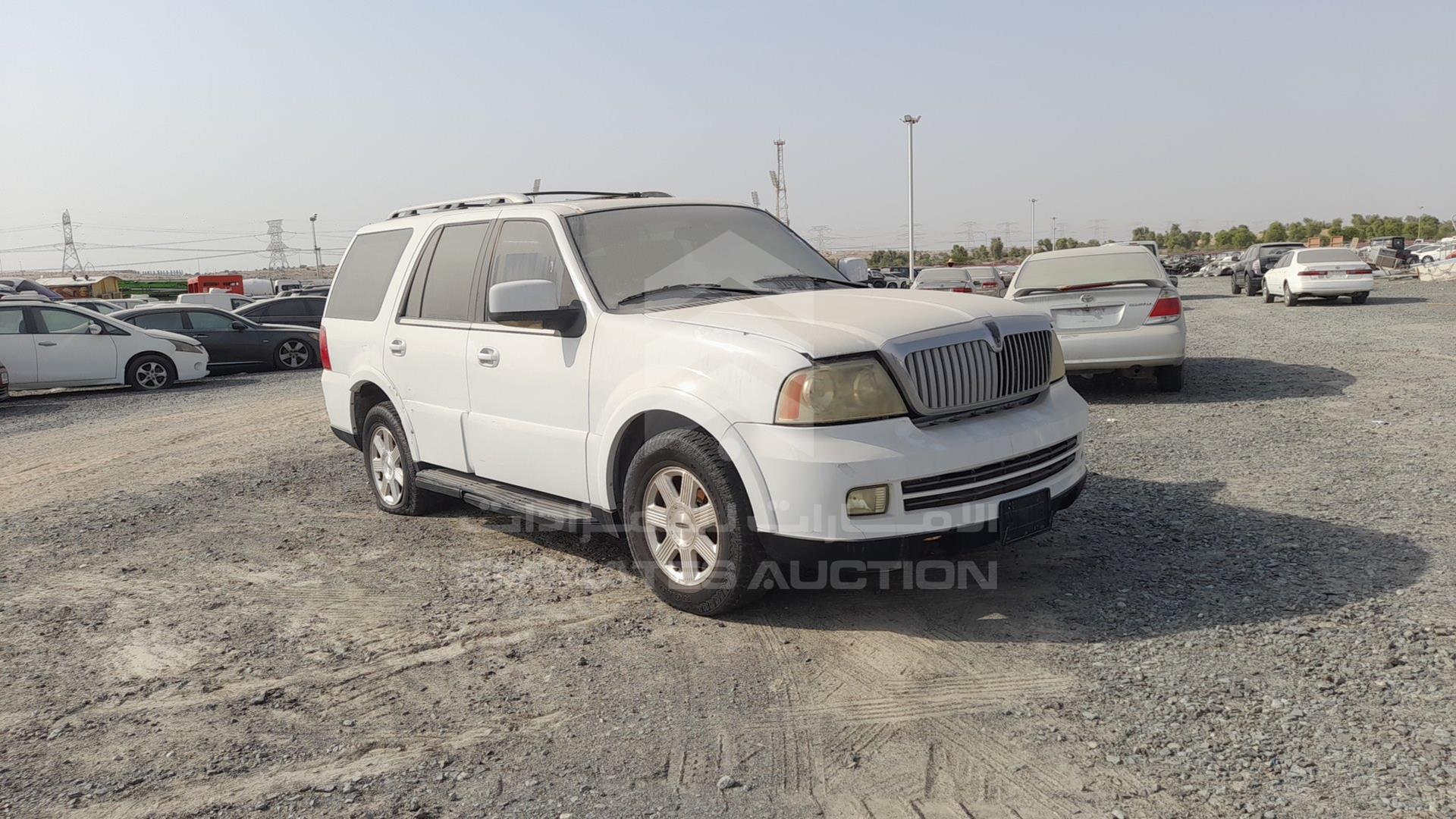 2005 LINCOLN NAVIGATOR VIN: 5LMFU28505LJ23998