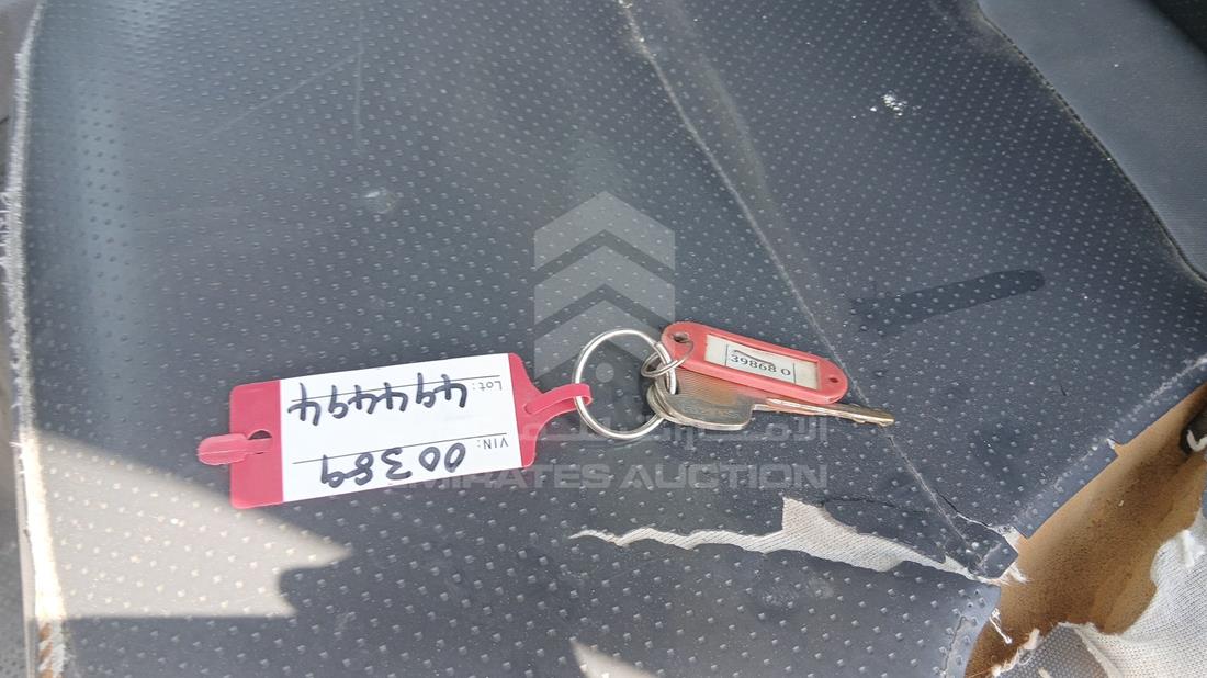 2014 Isuzu NMR — Keys — Photo 4