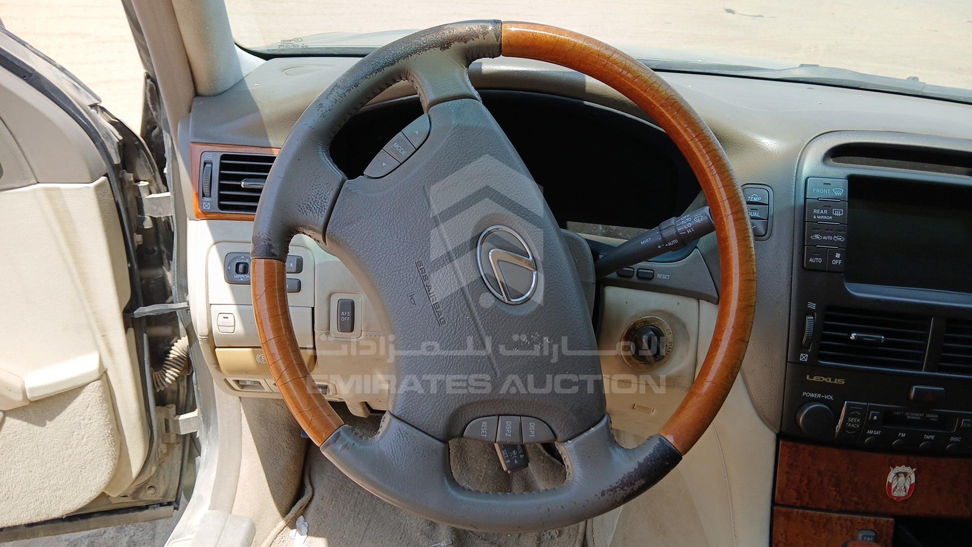 2005 LEXUS LS 430 VIN: JTHBN36F755018608