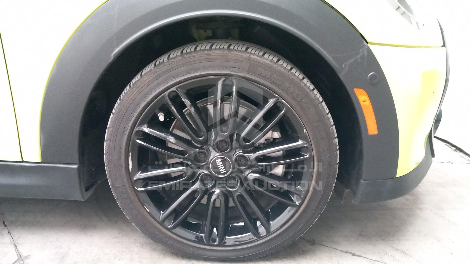2023 MINI COOPER S VIN: WMW53DH0XP2S73659