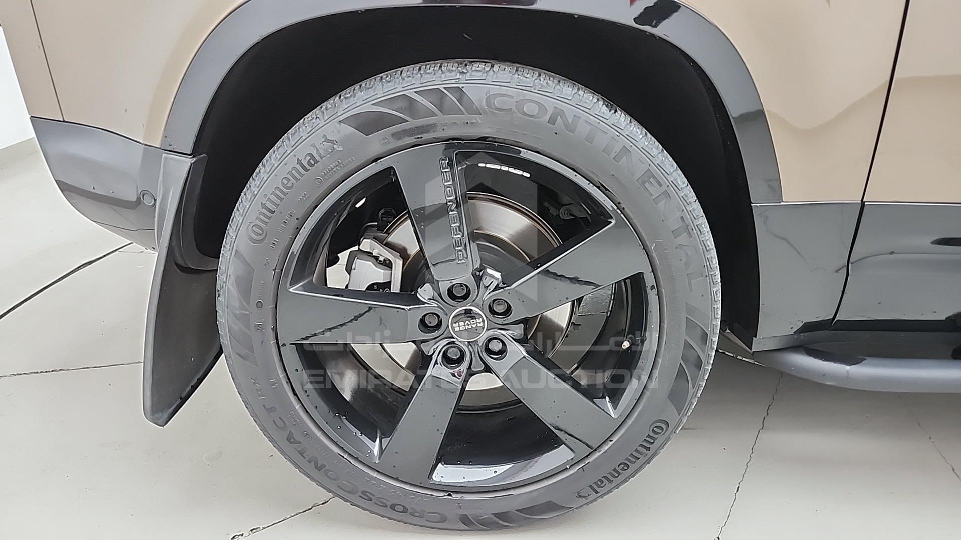 2022 LAND ROVER DEFENDER VIN: SALEA6BU1N2102059