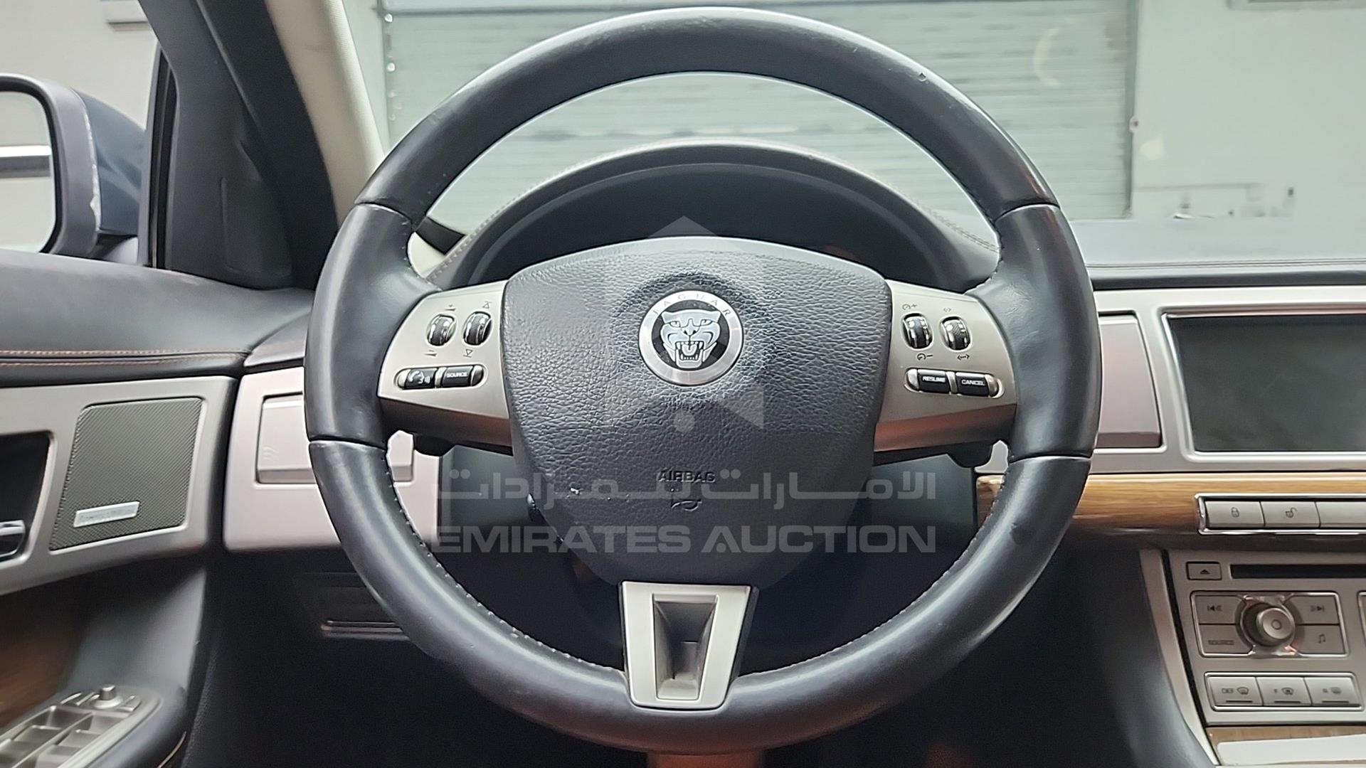 2009 JAGUAR XF VIN: SAJAA07GX91R38813