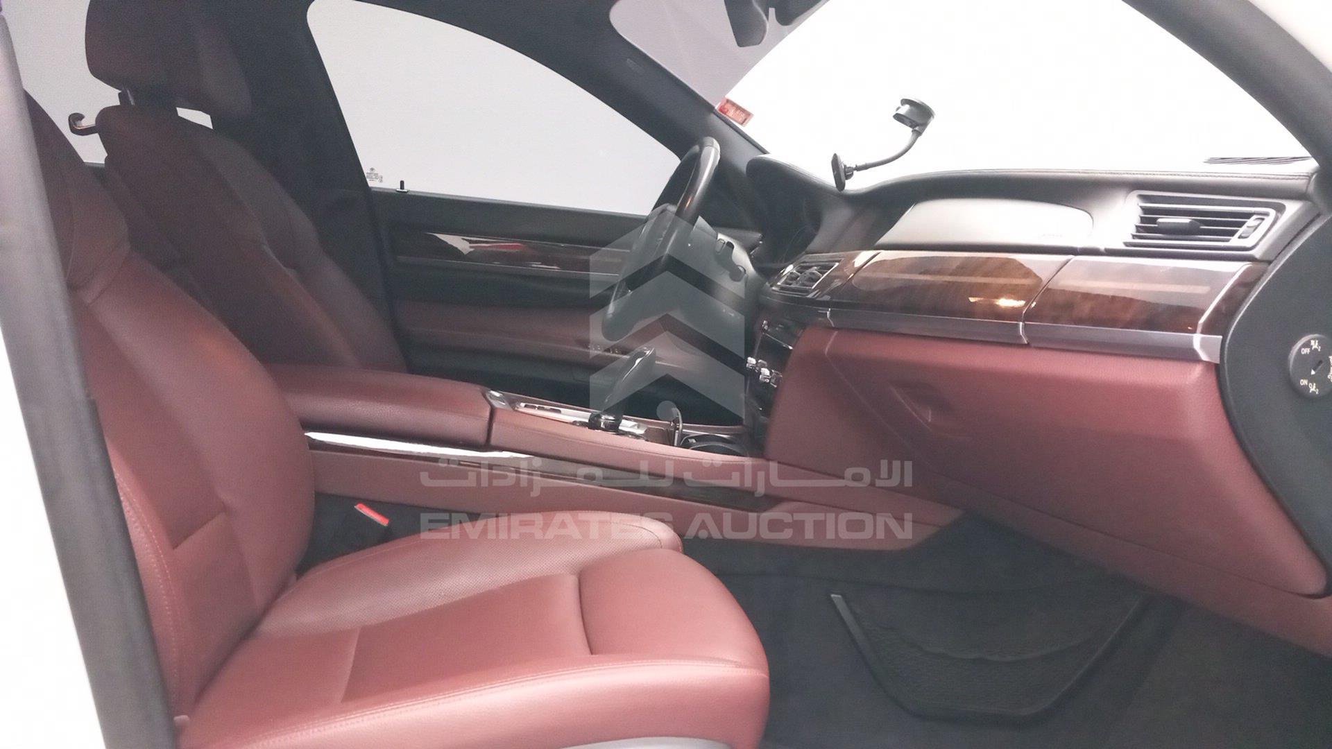 2013 BMW 750LI VIN: WBAYE8108DD145736