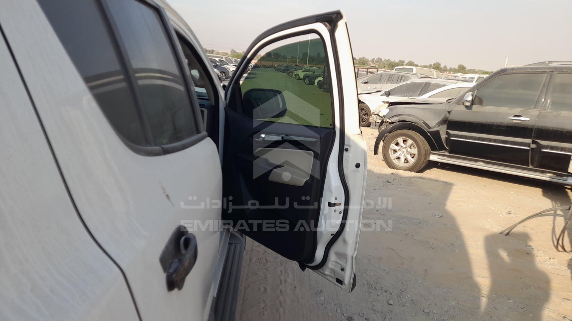 2018 CHEVROLET TRAILBLAZER VIN: MMM156PB8JH612497