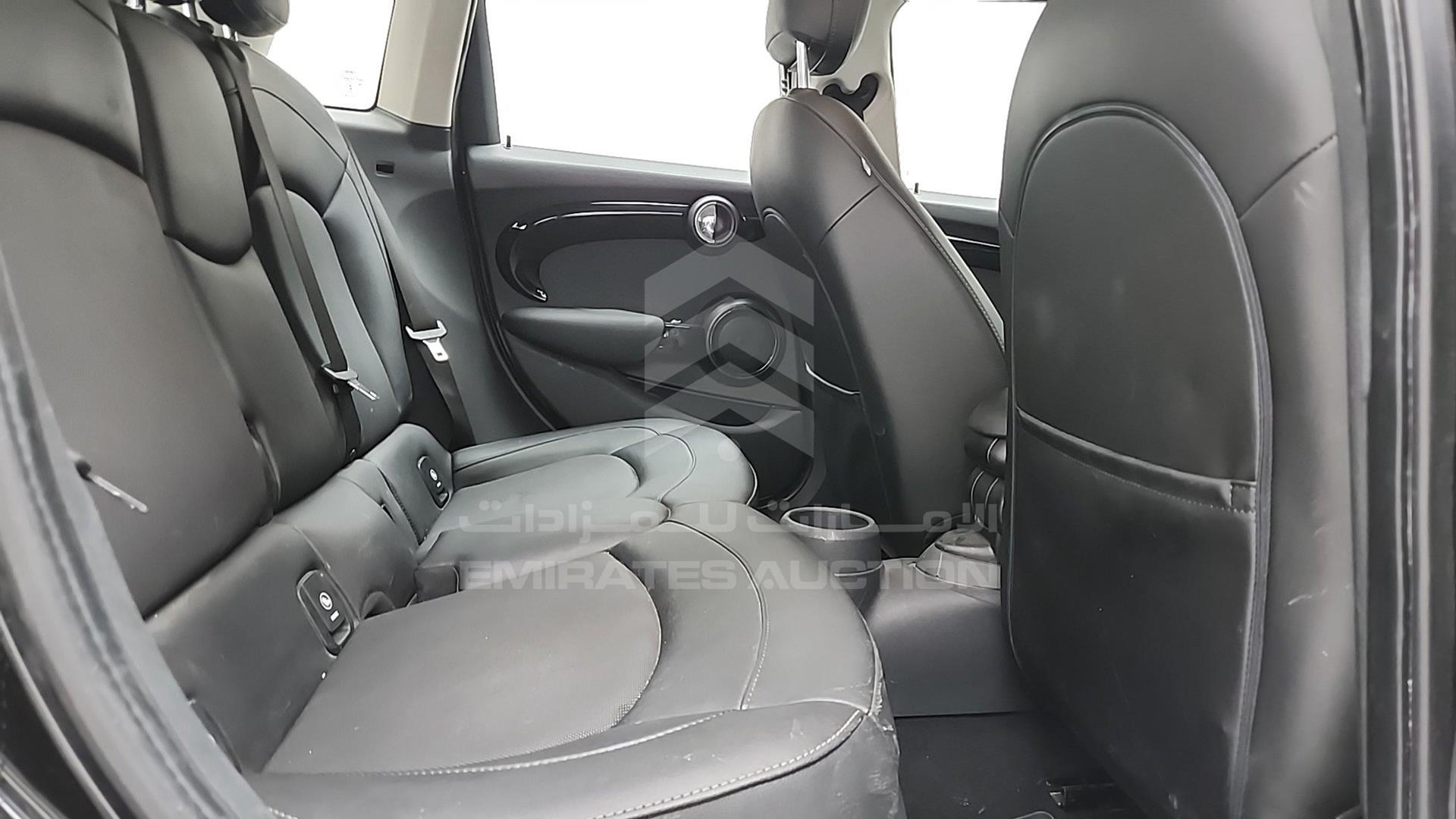 2015 MINI COOPER VIN: WMWXS5C53FT827279