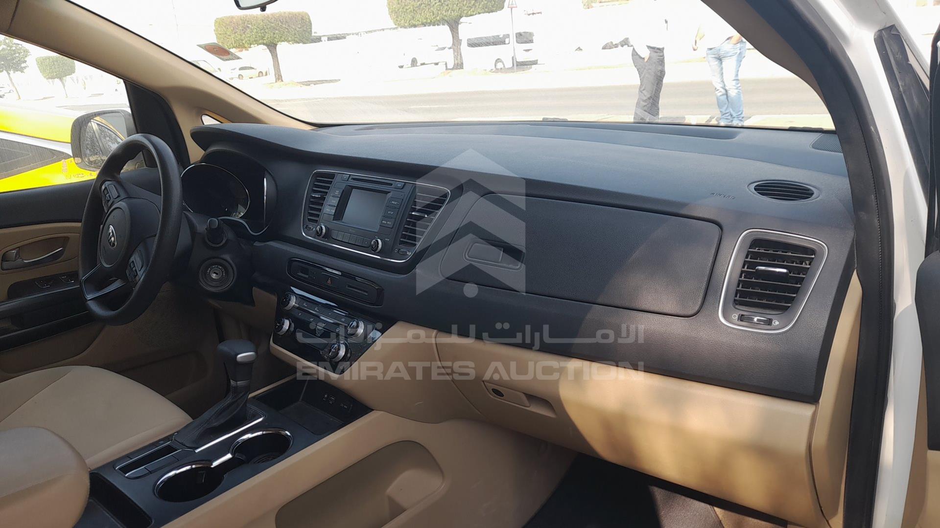 2020 KIA CARNIVAL VIN: KNAMB8122L6645483