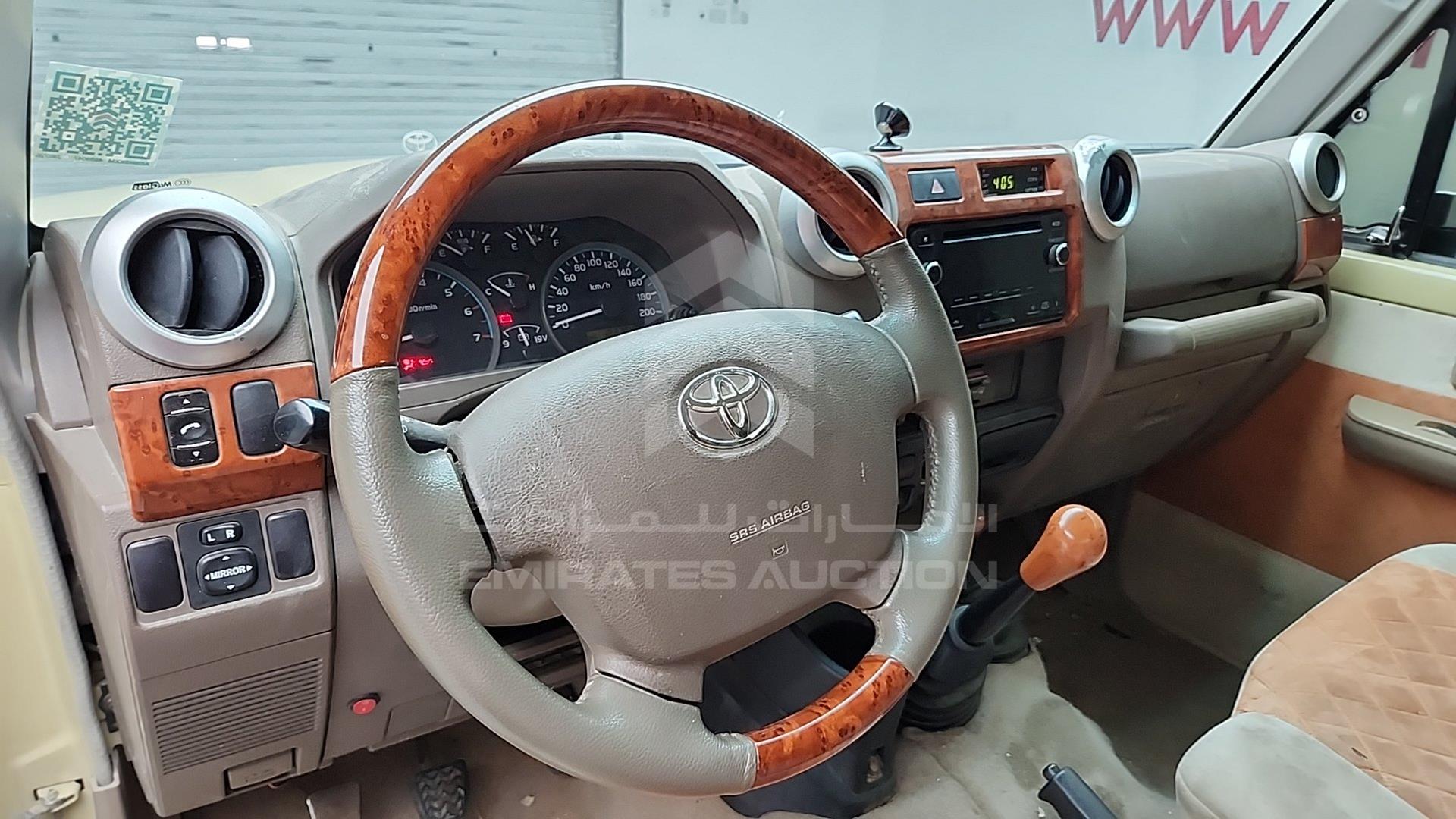 2013 TOYOTA LAND CRUISER VIN: JTFLU73J1D4546021