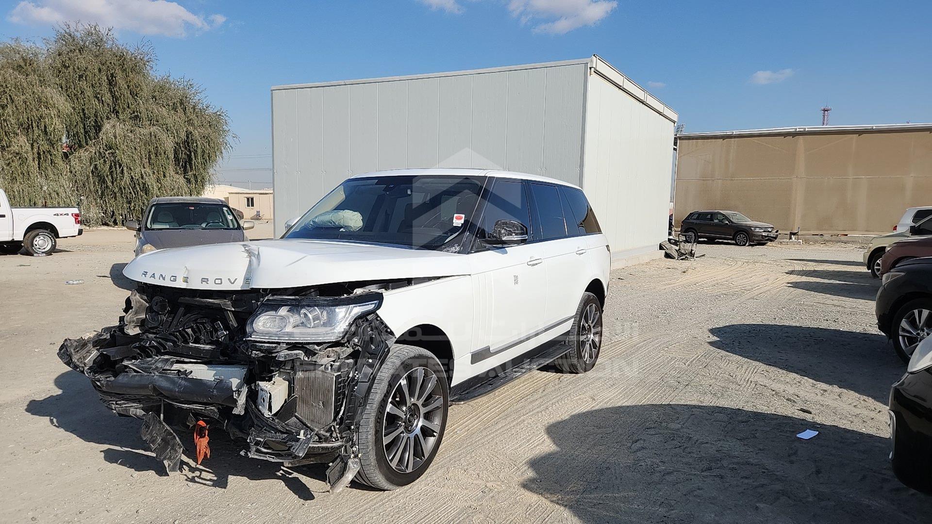 2015 RANGE ROVER VOGUE VIN: SALGA2EF8FA203086