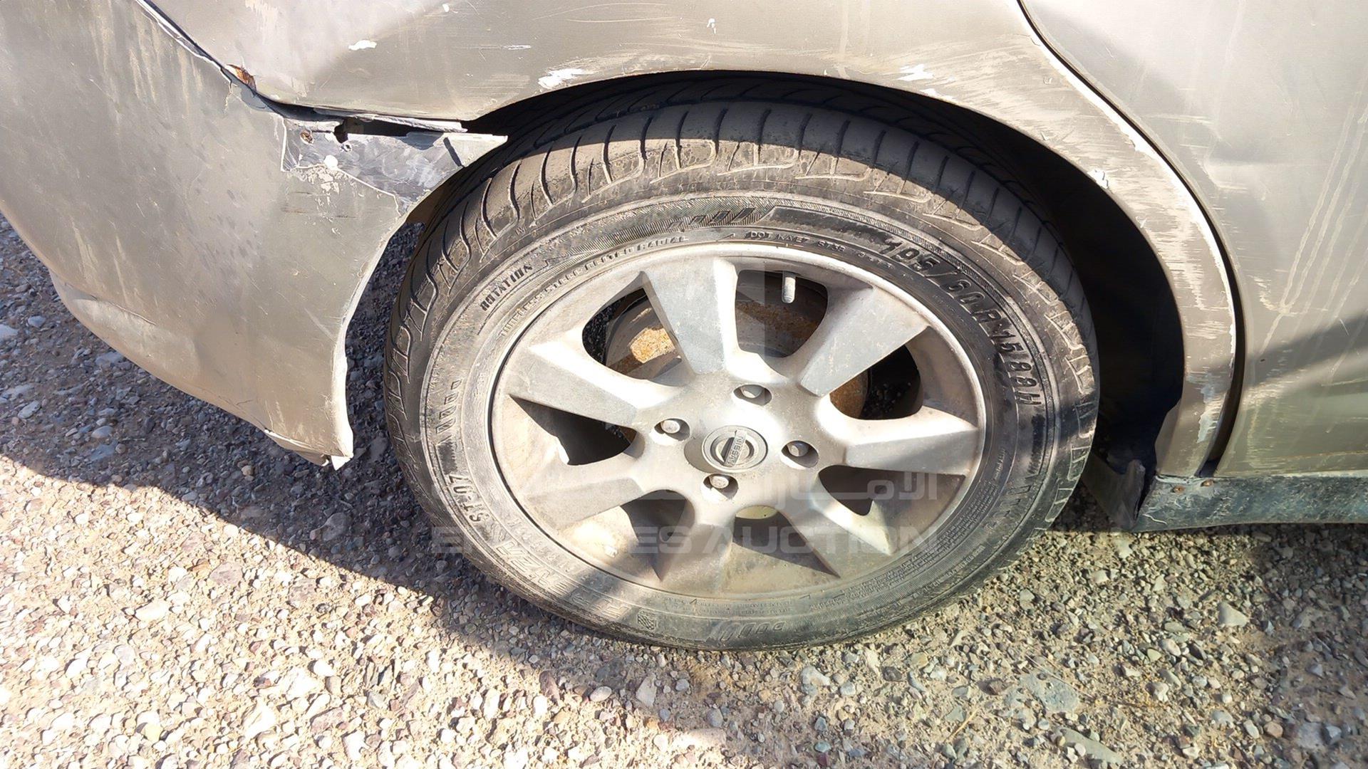 2006 NISSAN TIIDA VIN: JN1CC13CX6T000162