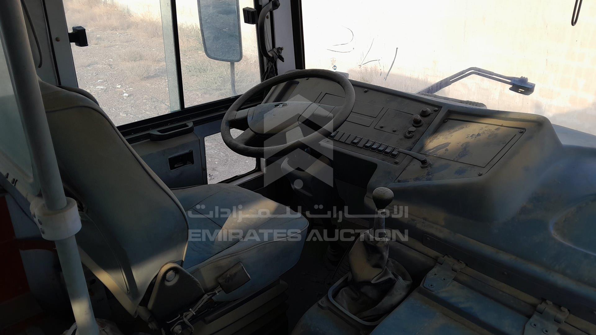 2016 TATA 1618C VIN: MAT449253G0L02126