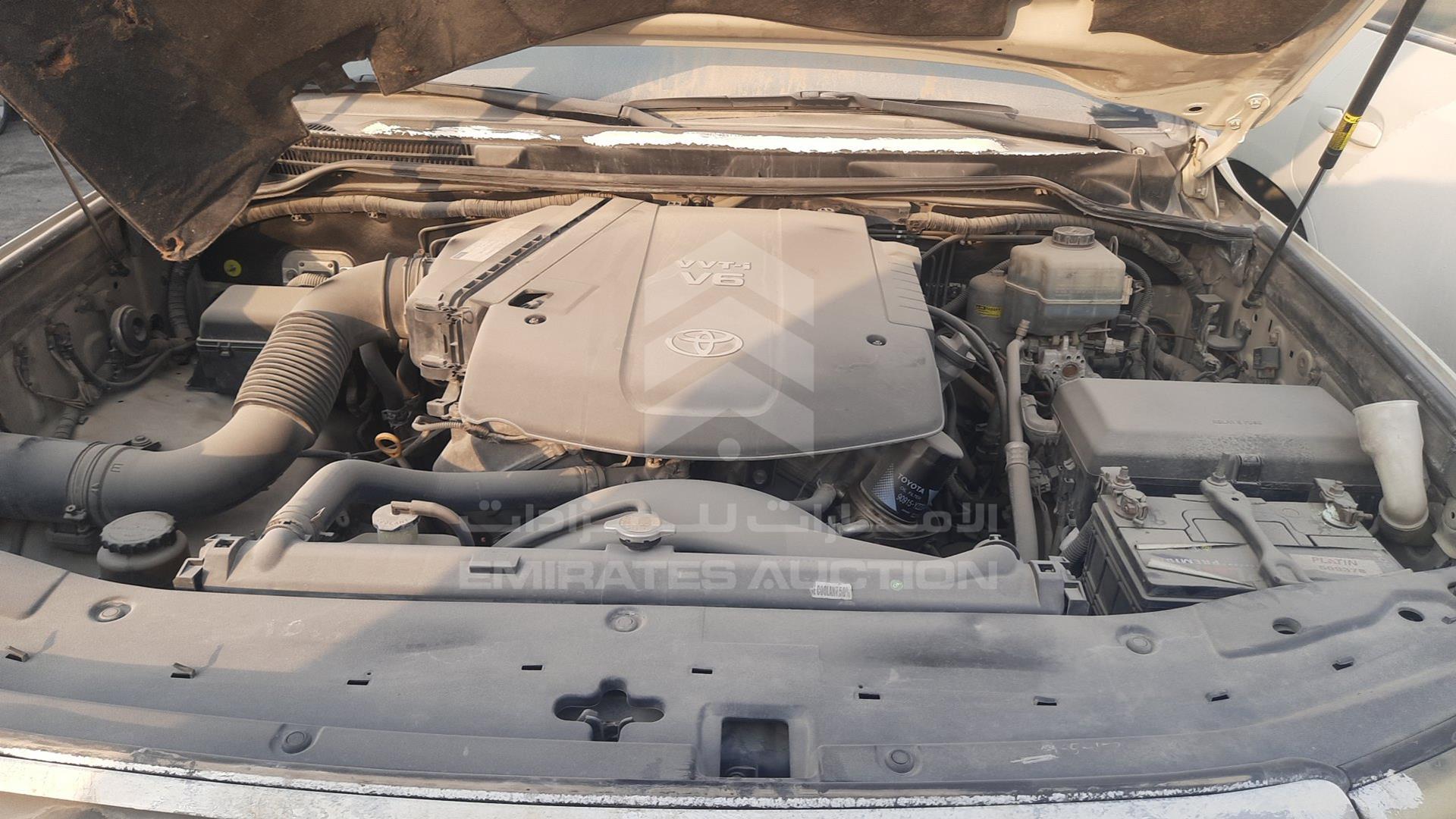2011 TOYOTA LAND CRUISER VIN: JTMHU09J1B4042644