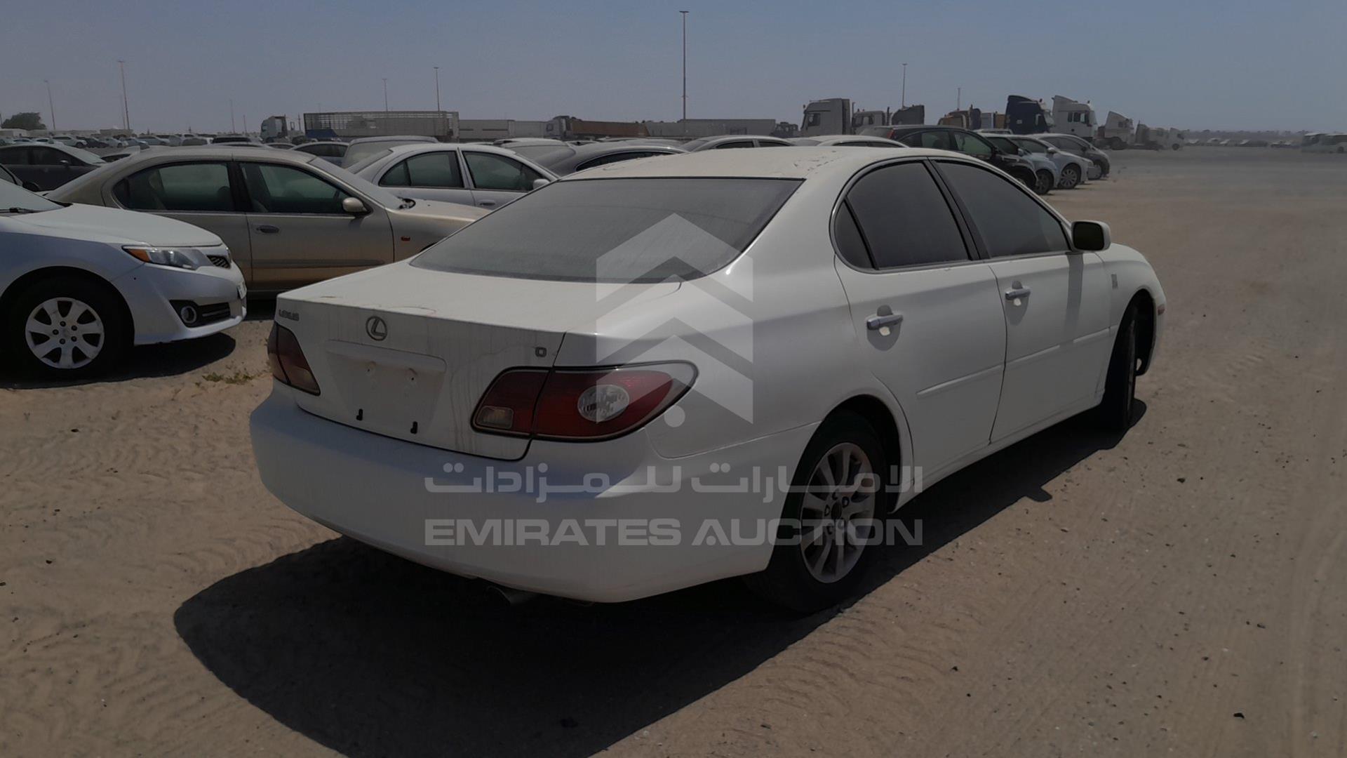 2002 LEXUS ES 300 VIN: JTHBF30G420027791