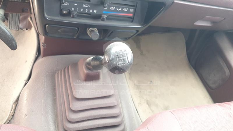 3N6DD23X3FK046463 Auction: EmiratesAuction Lot: 409161 3N6DD23X3FK046463 Nissan Pickup 2015 WHITE Photo 16