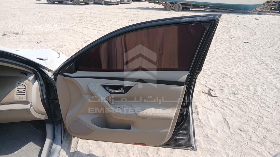 نيسان التيما 2017 — الباب الأمامي الأيمن — صورة 25