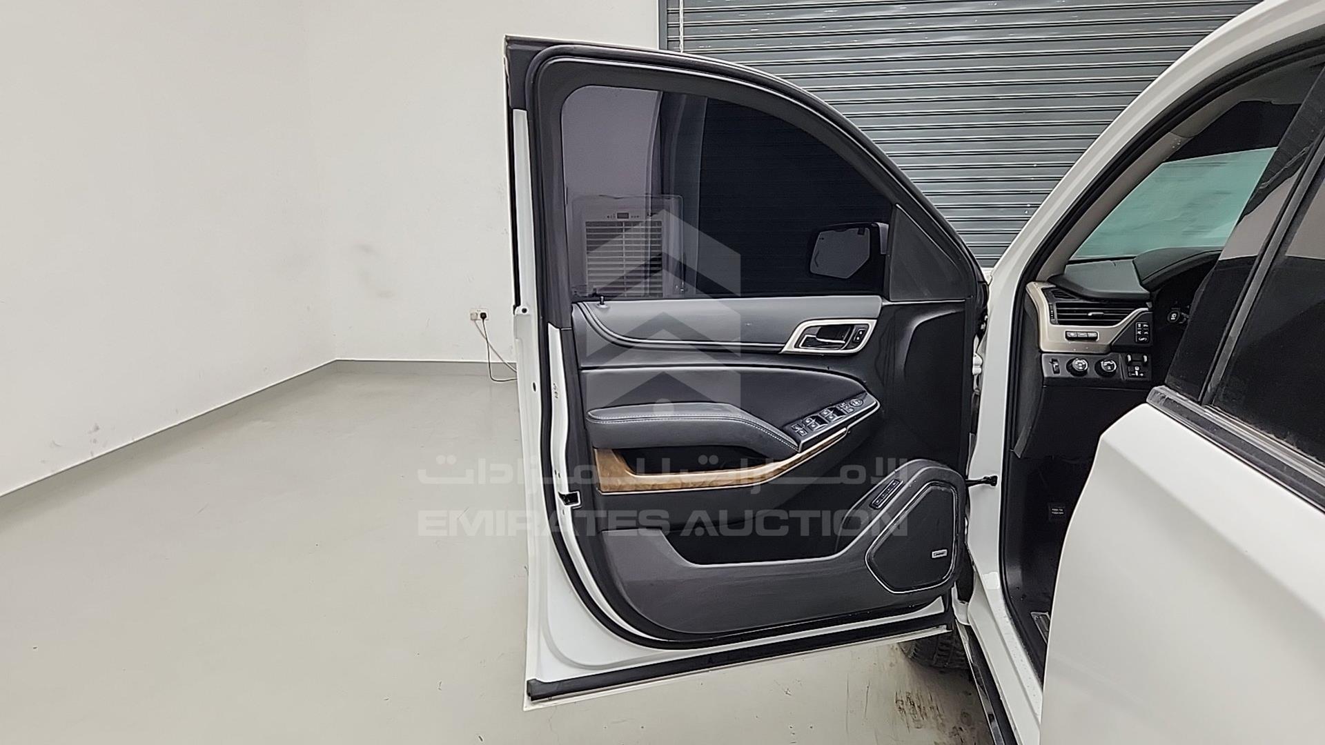 2020 GMC YUKON DENALI VIN: 1GKS27KJ9LR202180
