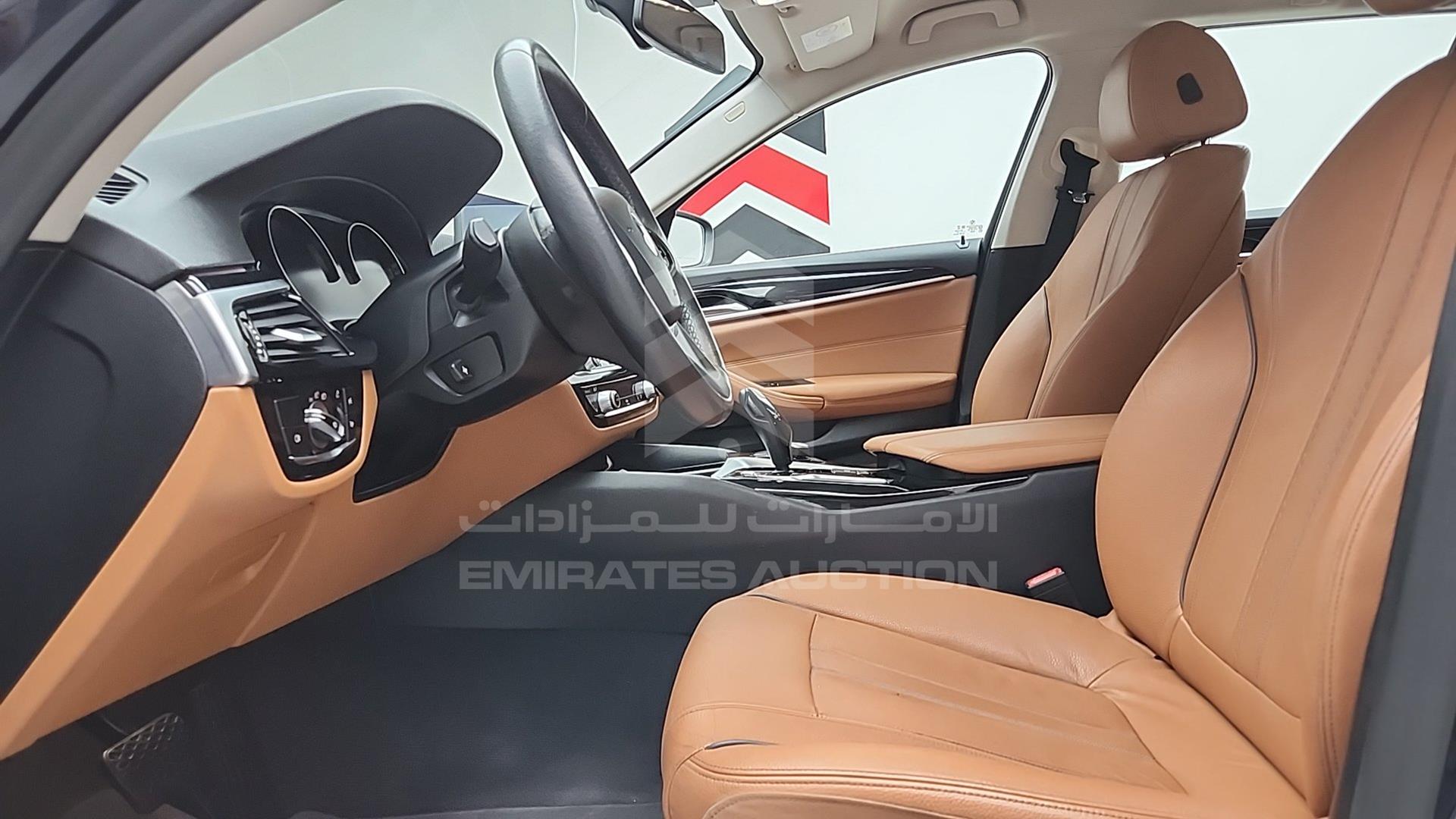 2020 BMW 520 VIN: WBAJT1A07LCE33656