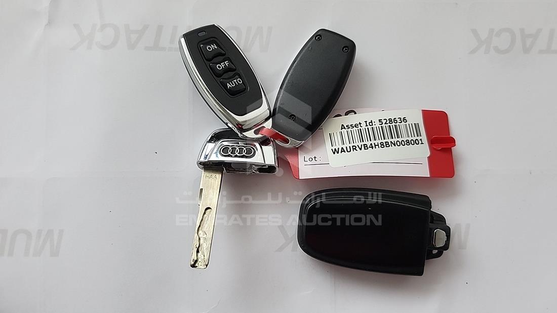2011 Audi A8 — Keys — Photo 7