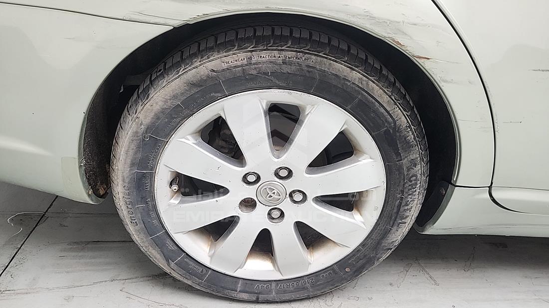 2006 Toyota Avalon — Rear Right Tyre — Photo 37