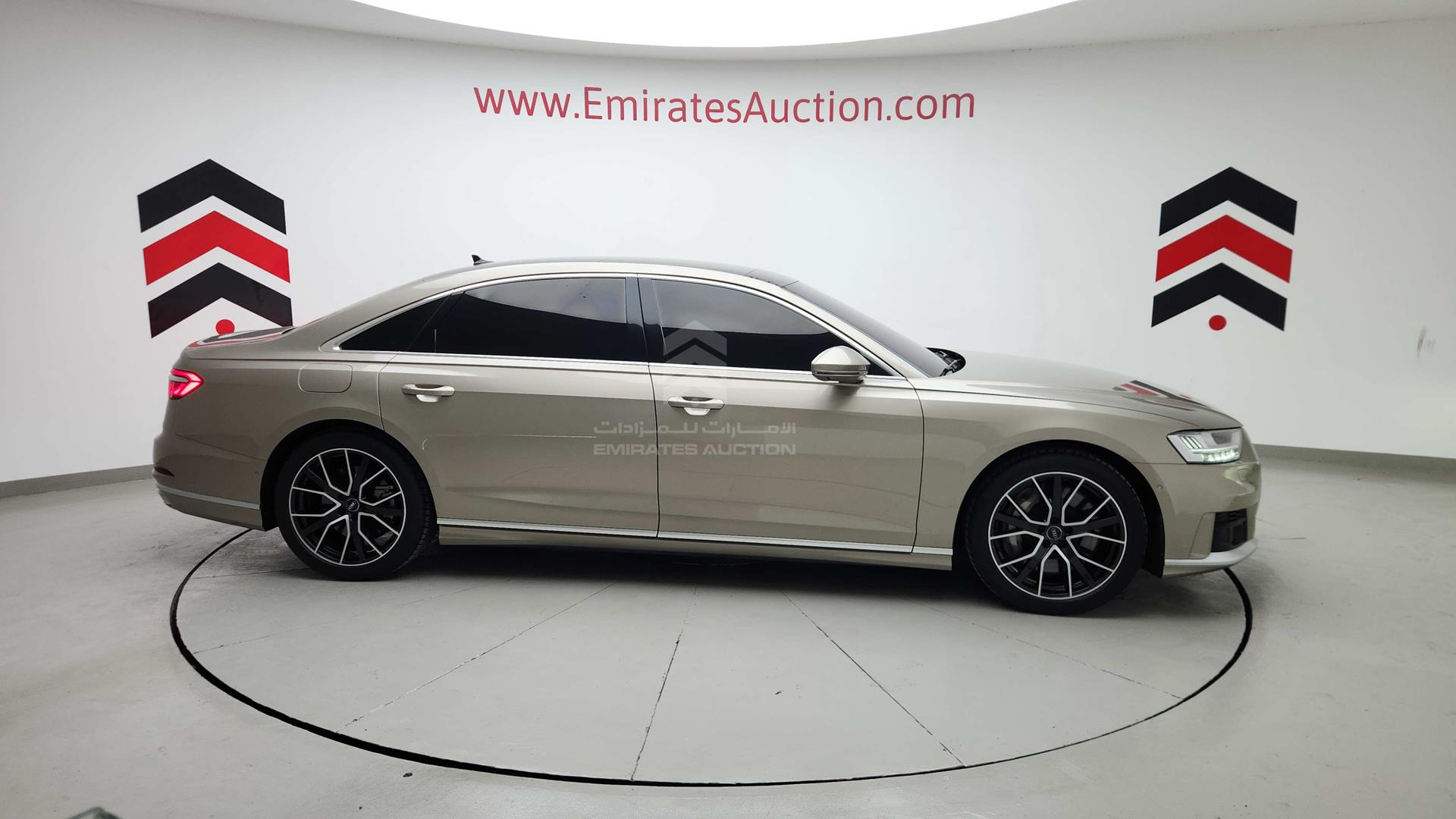 2019 AUDI A8 L VIN: WAUZZZF87KN003737