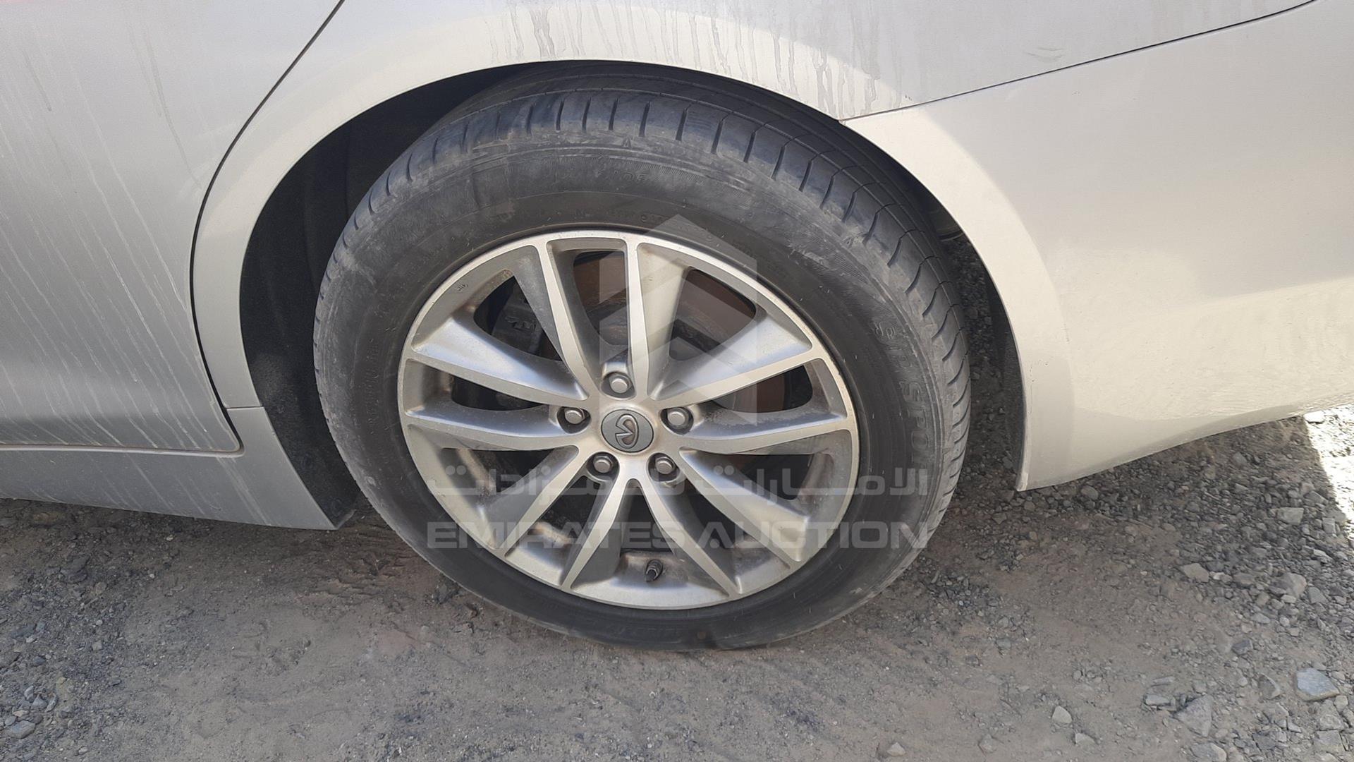 2015 INFINITI Q50 VIN: JN1CV7APXFM830525