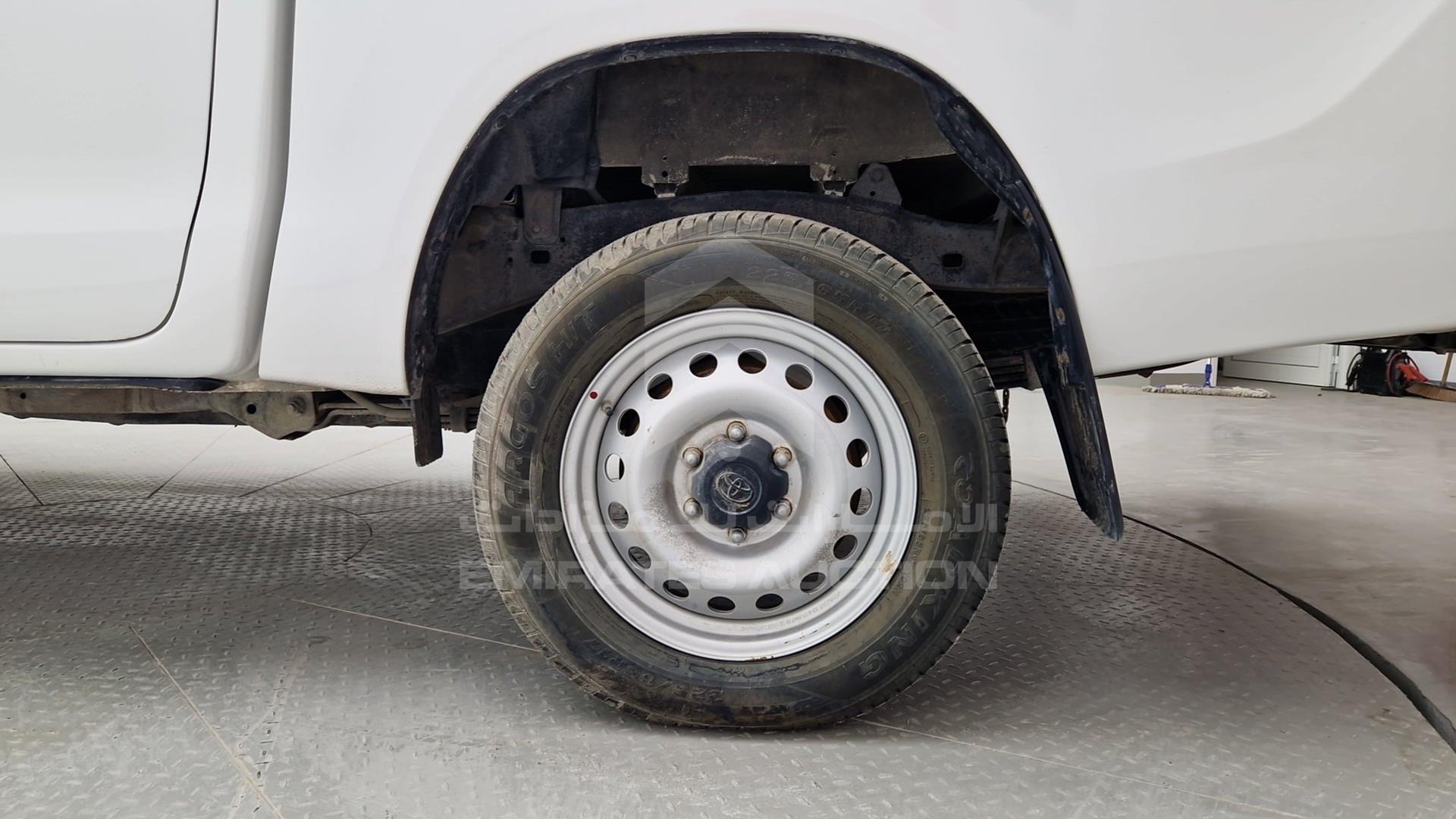 2022 TOYOTA HILUX VIN: MR0DX9CD6N2646012